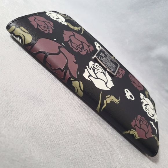 Nightmare Before Christmas Snap Wallet - Picture 7 of 15